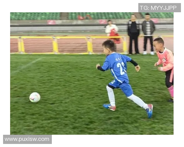 小朋友勇闯足球明星的世界挑战赛展现无限潜力与梦想